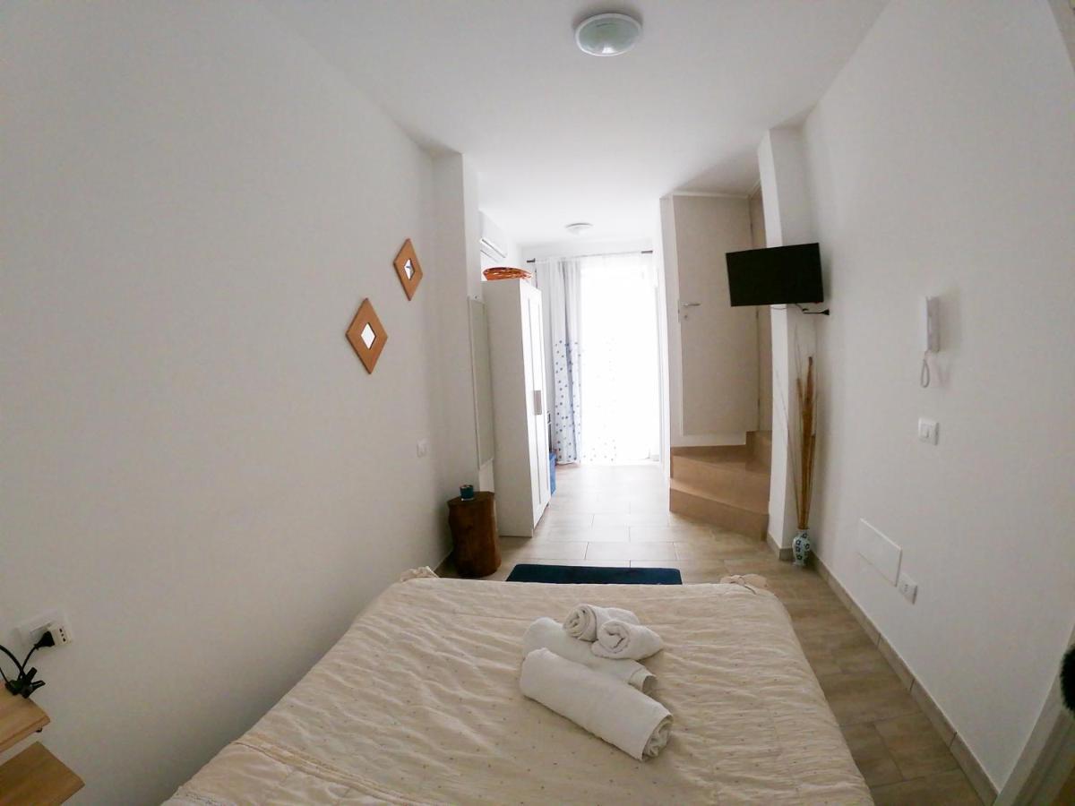 Casa Rodolovich Locazione Breve Appartement Polignano a Mare Buitenkant foto